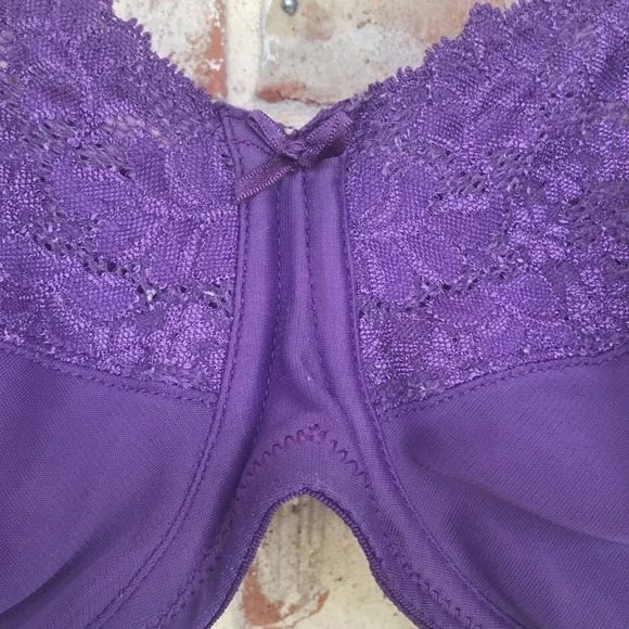 Lilyette Purple Lace Underwire Unlined Bra - Picture 4 of 8